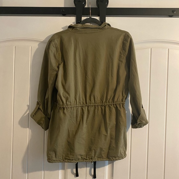 Green zip up jacket - Picture 7 of 7